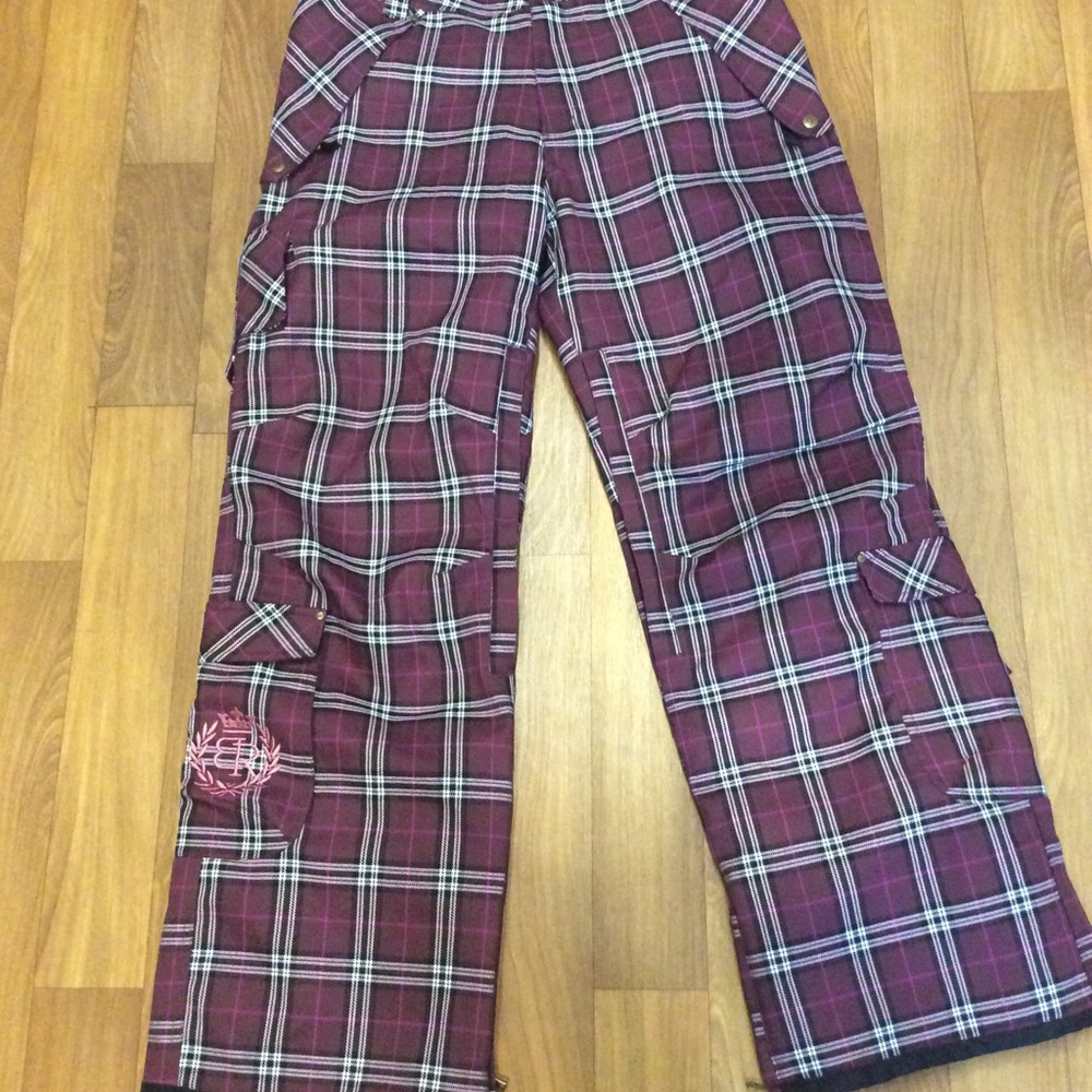 Betty Rides Snowboard Pants
